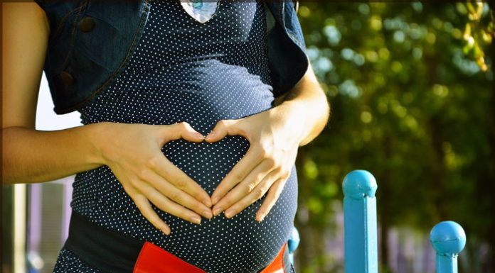 Jak rozpoznać pierwsze objawy ciąży?